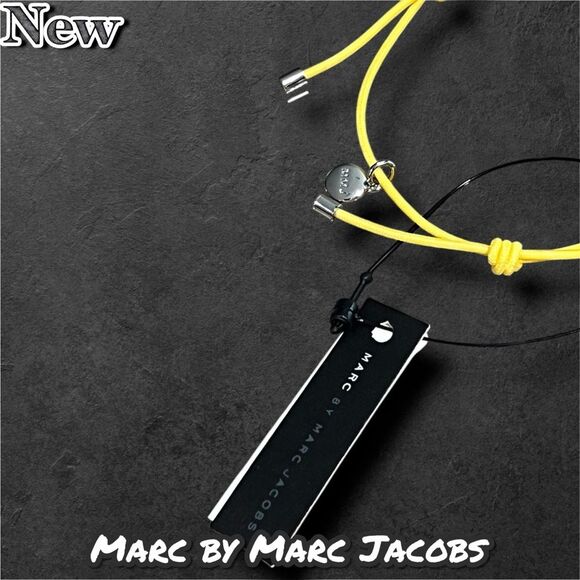 New NWT MARC BY MARC JACOBS Friendship Bracelet - Yellow Bolt - Picture 5 of 5